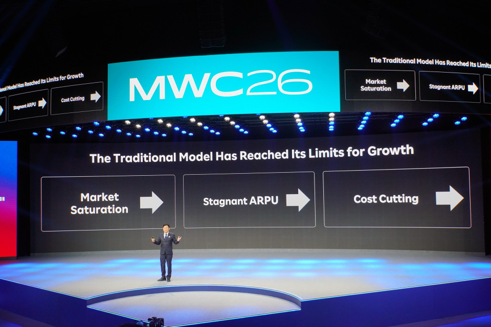 「MWC26 Barcelona 基調講演に楽天・三木谷浩史氏が登壇 世界に「楽天エコシステム」強さを語る